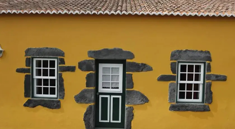 Casa capelinhos