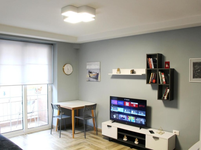 2 Bedrooms Apartment