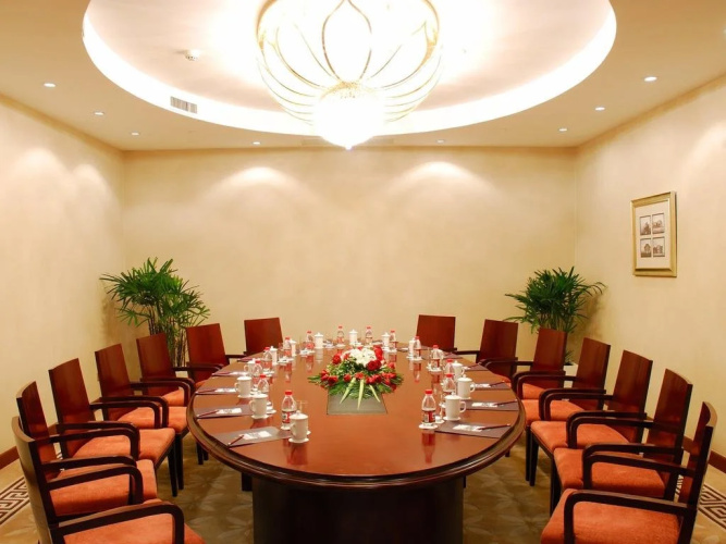 Lakeside International Hotel
