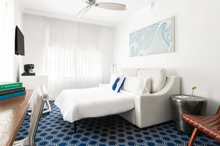 Blue Moon Hotel, Autograph Collection