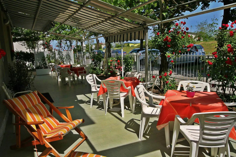 Villa Lauda Bed And Breakfast