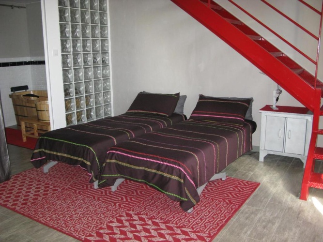 Standard Quadruple room with garden view