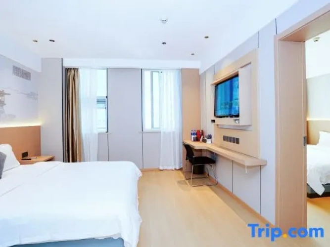 Premier Family Suite