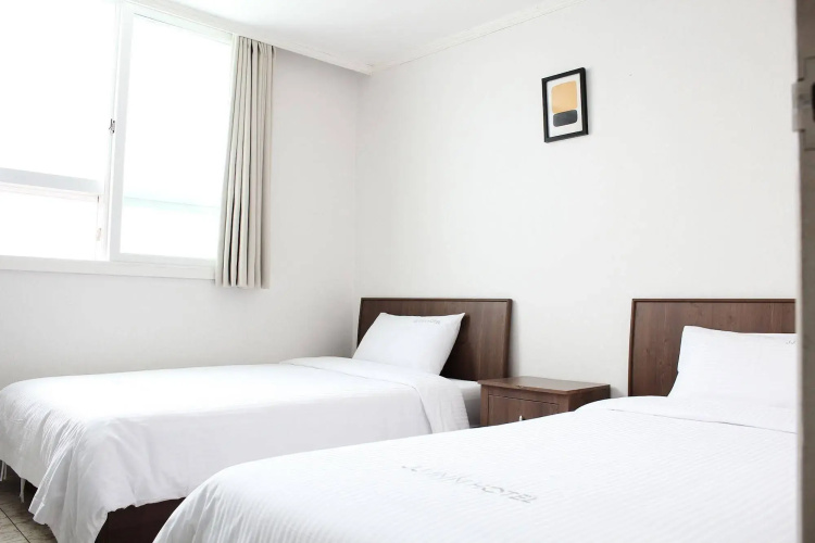 Haeundae JJ Inn
