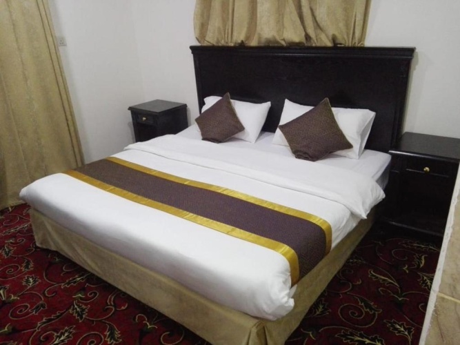 Deluxe Apartment