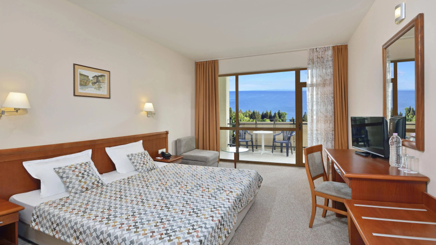 Sol Nessebar Bay Resort