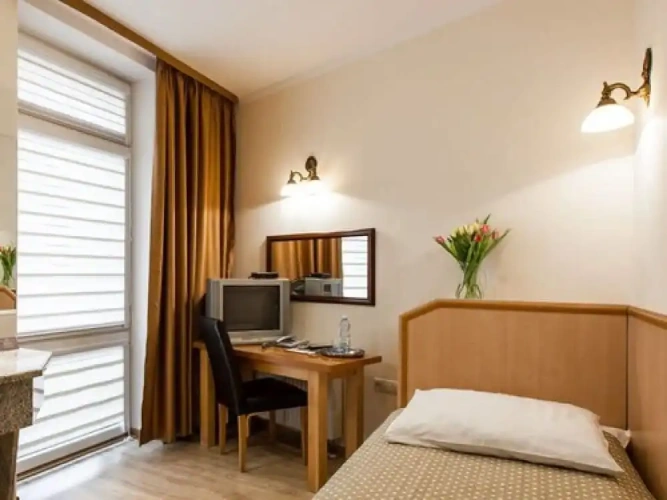 Standard Single room