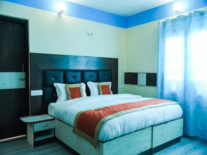 OYO 12850 The Nest