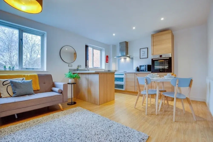 2 Bedrooms Classic Apartment
