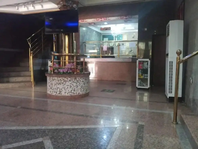 Trophy Hotel LTD