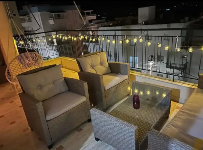 Yellow Apartment Saranda