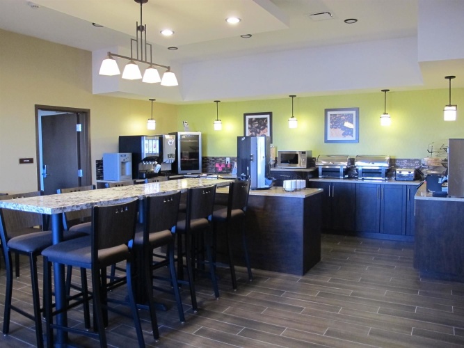 Best Western Plus Moosomin Hotel photo 32