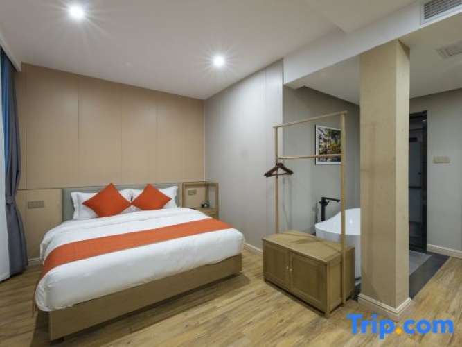 Standard Double room with river view