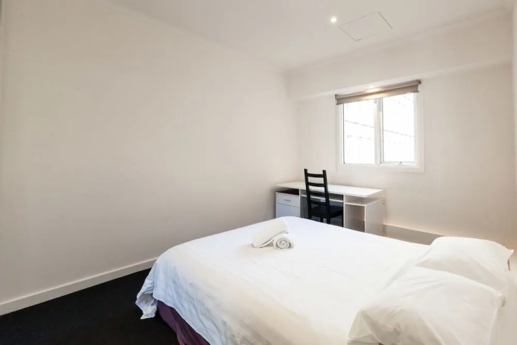 Claude - Beyond a Room Private Apartments