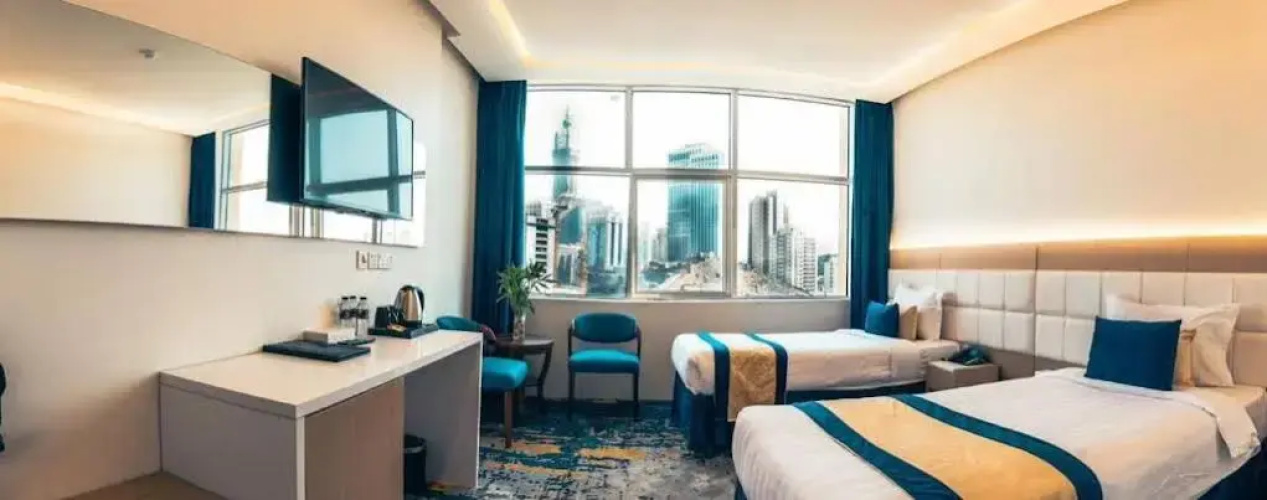 Taj Park Hotel