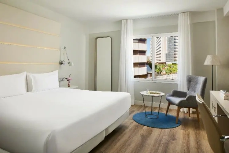 Standard Double room with view