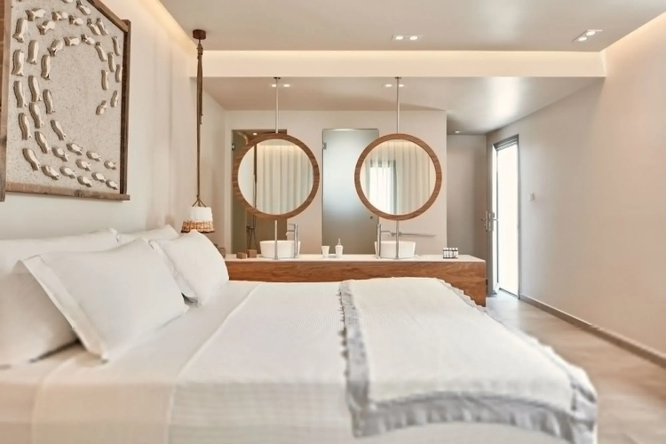 18 Grapes Hotel