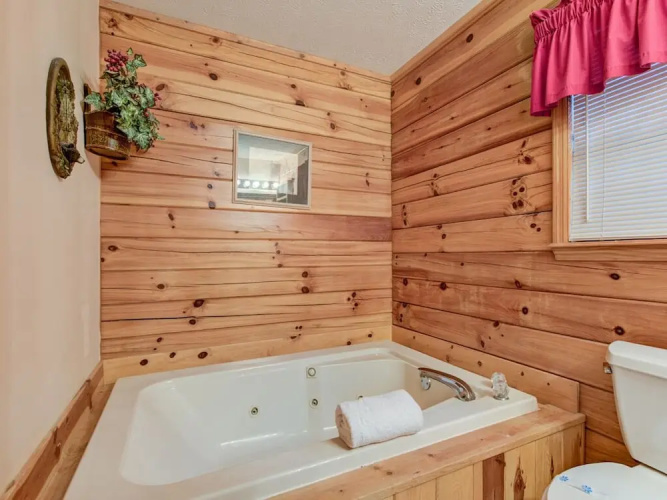 Mountain Mist - Two Bedroom Cabin
