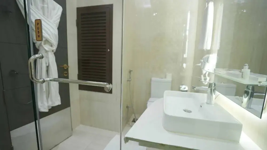 Best Western Plus Grand Hotel Multan