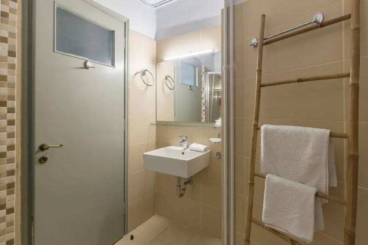 Acropolis Elegant Suite