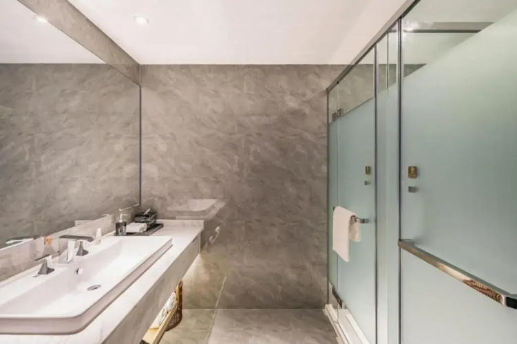 Beijing Ruyi Business Hotel