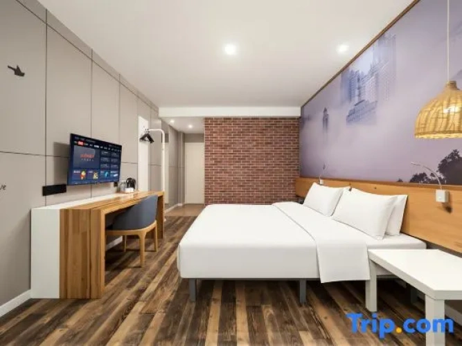 Premium Double room with city view