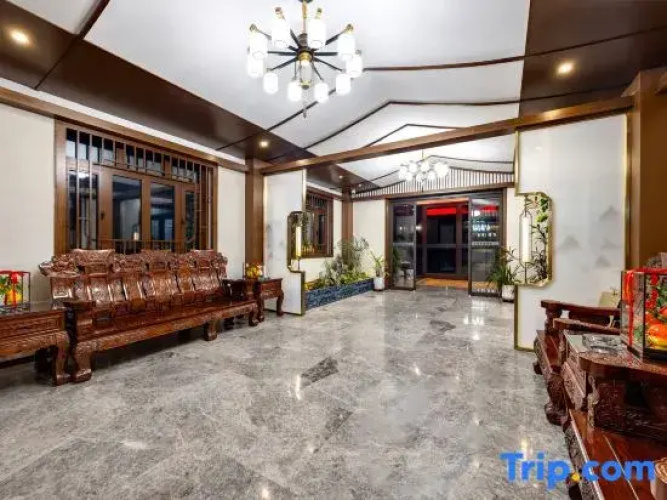 Zhongchun Yaju Hotel (Dingzhou Ancient City Wanda Plaza)