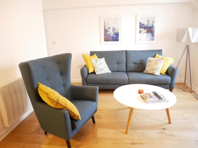 1 Bedroom Apartment