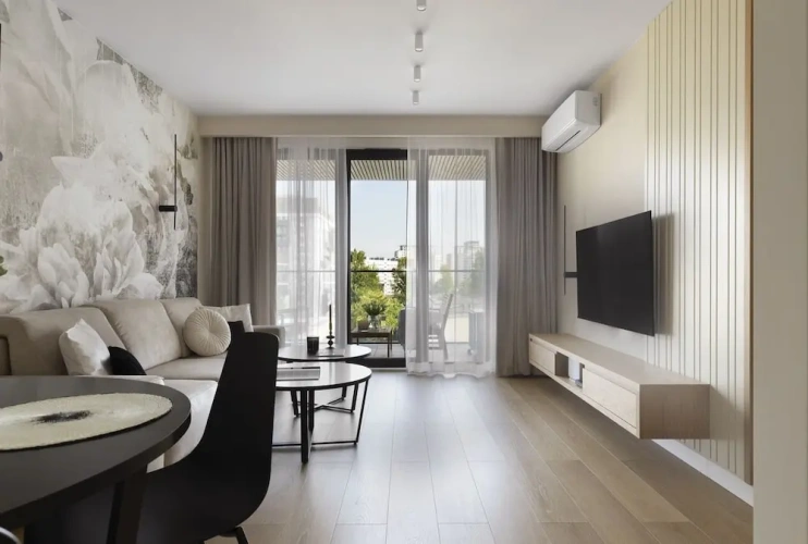 Deluxe Apartment