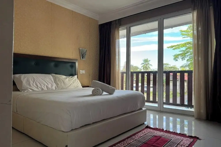 Deluxe Double room with balcony