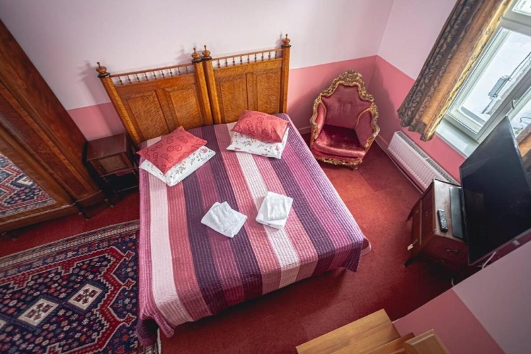 Standard Family room