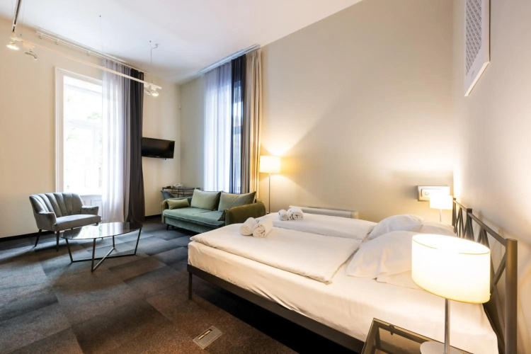 Home ApartHotel