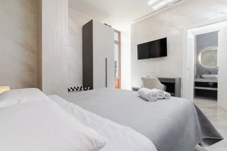 Superior Double room with balcony
