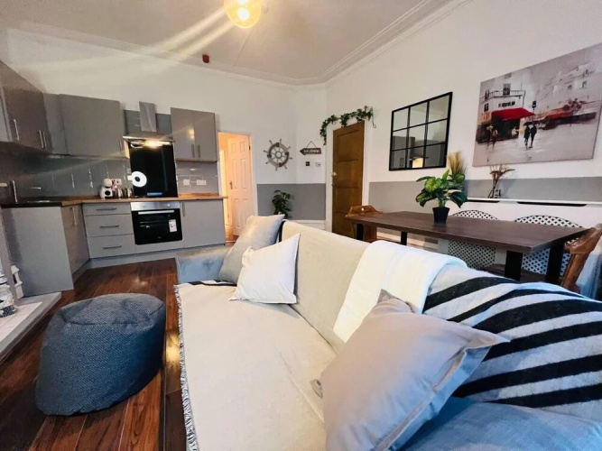 Stunning Apartment Sleeps up to 4 in Blackpool