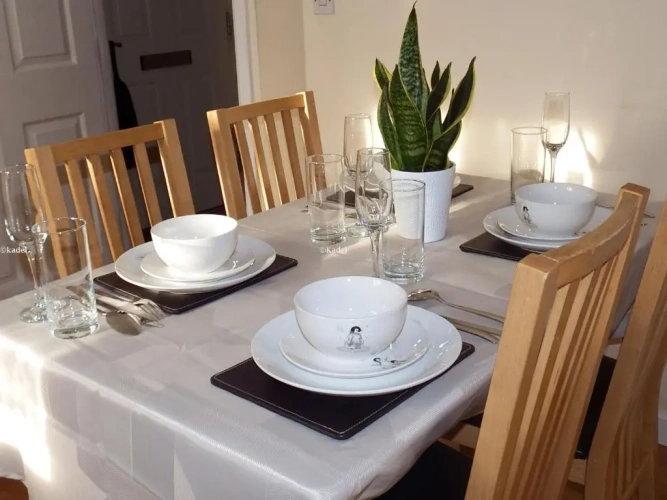 3 Bedrooms Cottage