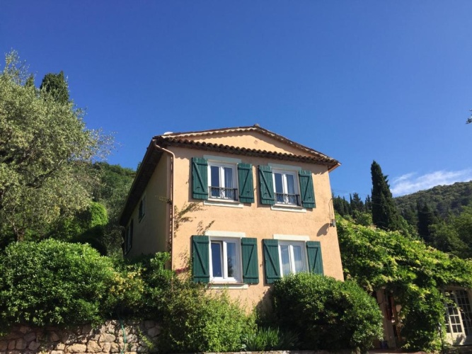 2 Bedrooms Double Apartment