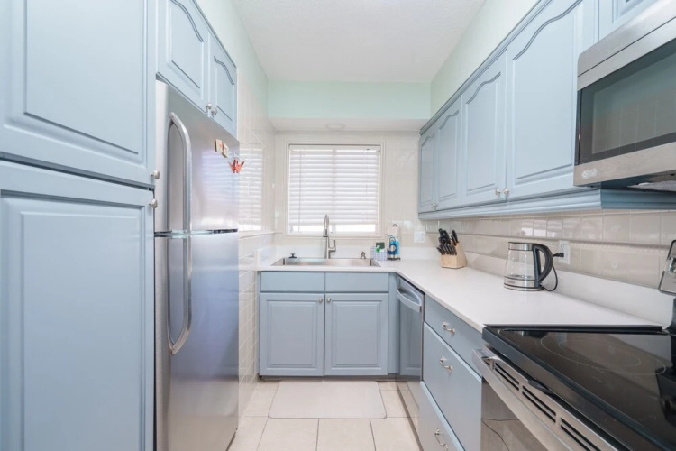 Sea La Vie Oceanfront Condo With Balcony