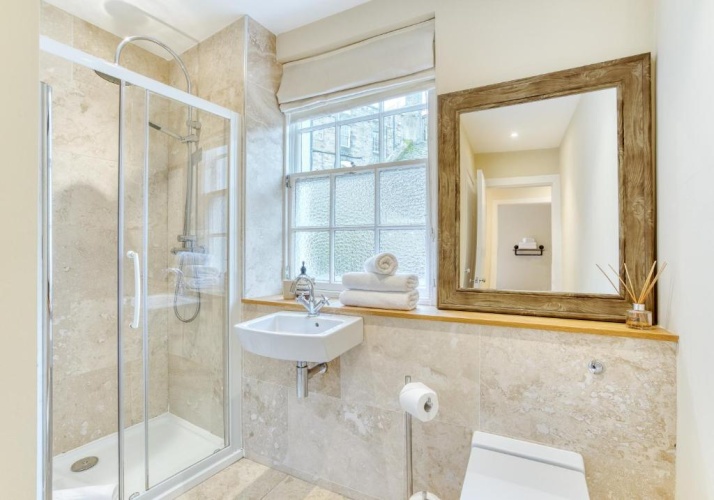 2 Bedrooms Double Apartment