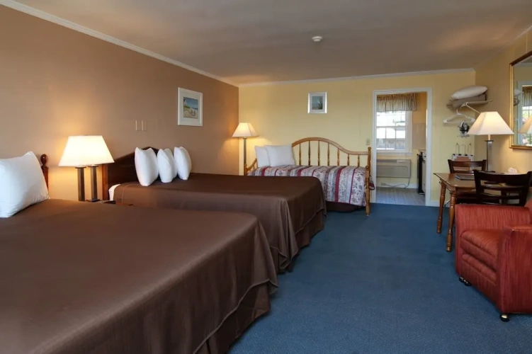 Deluxe Quadruple room