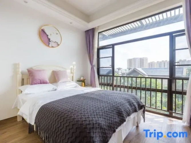 3 Bedrooms Villa