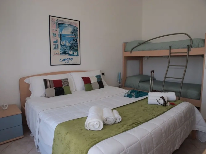 Standard Triple room