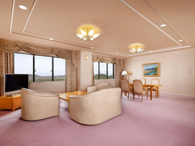 Deluxe Suite