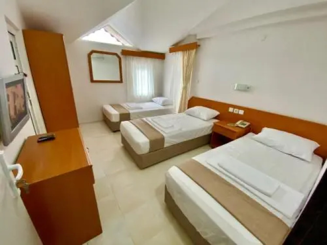 Amanda Hotel