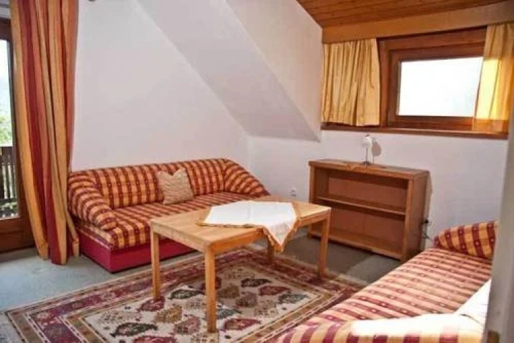 Zur Post & Appartementhaus Kern