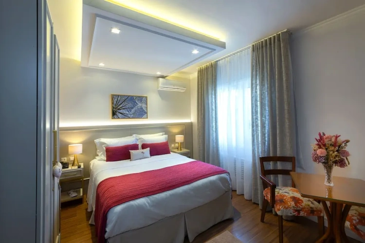 Luxury room