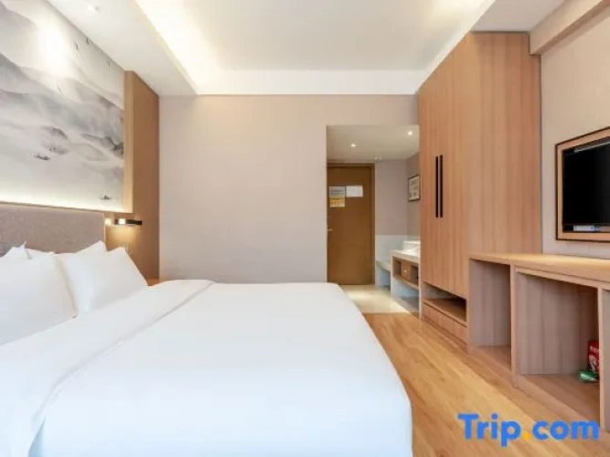 Standard Double room with view