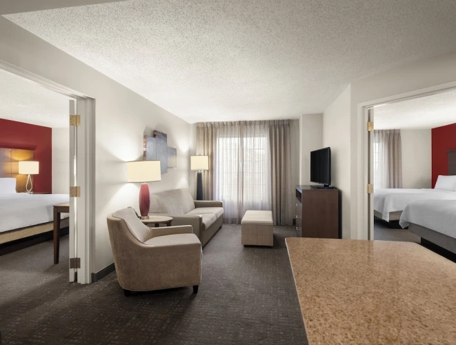 1 Bedroom Suite