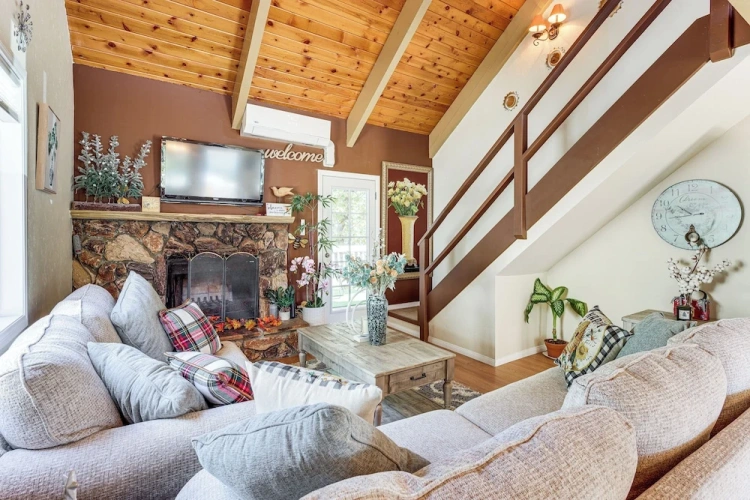 3 Bedrooms Cottage
