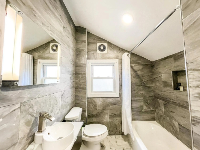 Penn Lodge Hotel & Suites