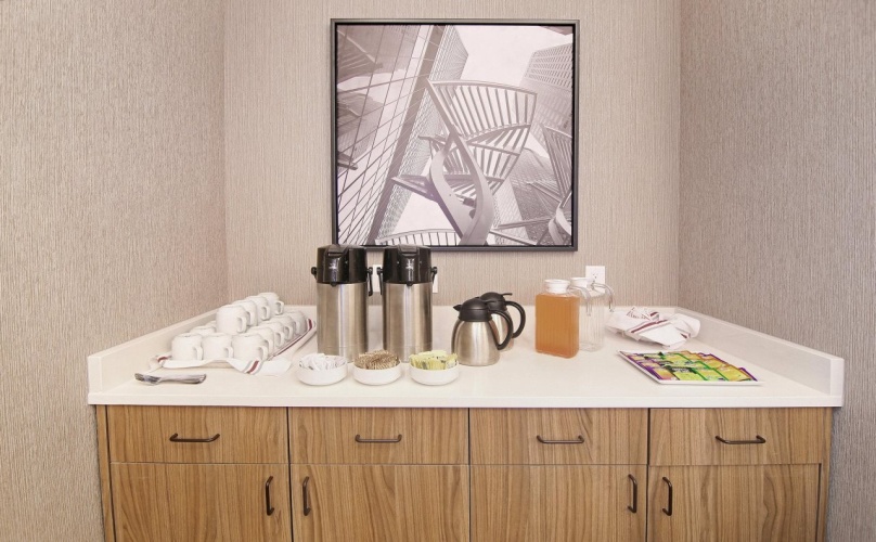 Holiday Inn & Suites Calgary Airport North photo 30